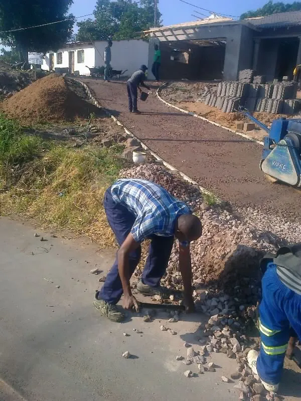 Eloi Road Surfacing photo 4