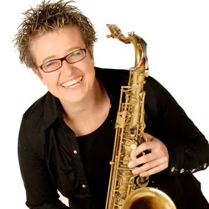 Abbey Artico - Saxophone Player for Corporate Events, Functions and Weddings photo 3