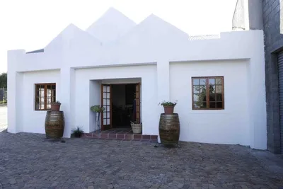 DORMERSHIRE WINE ESTATE photo 3