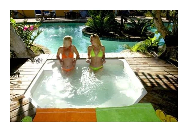 Barra Resorts logo