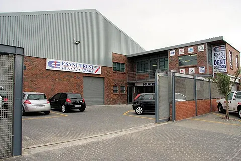 Esani Trust Auto Body Repair Centre photo 1