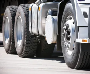 Extra Mile Tyres photo 1