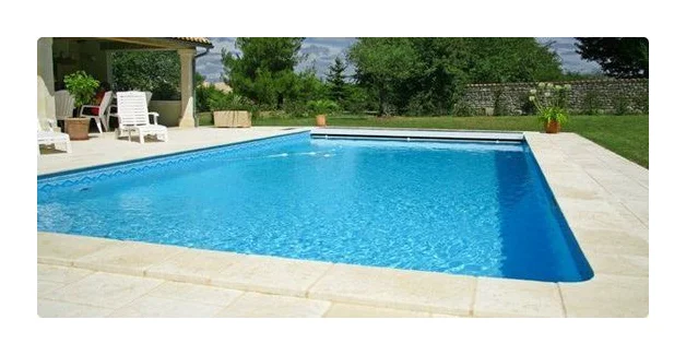 SWIMMING POOLS AND JACUZZI REPAIRS logo