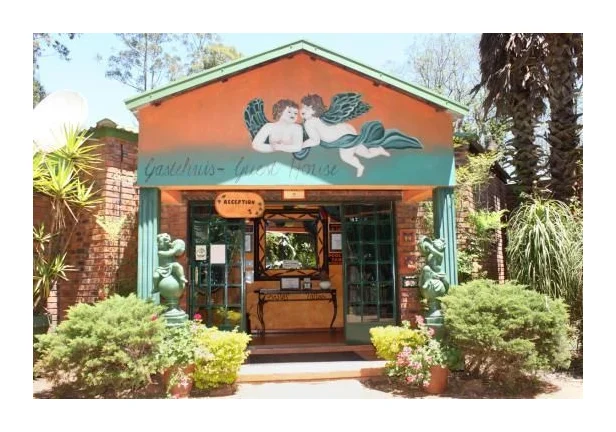 The Ultimate Guesthouse logo