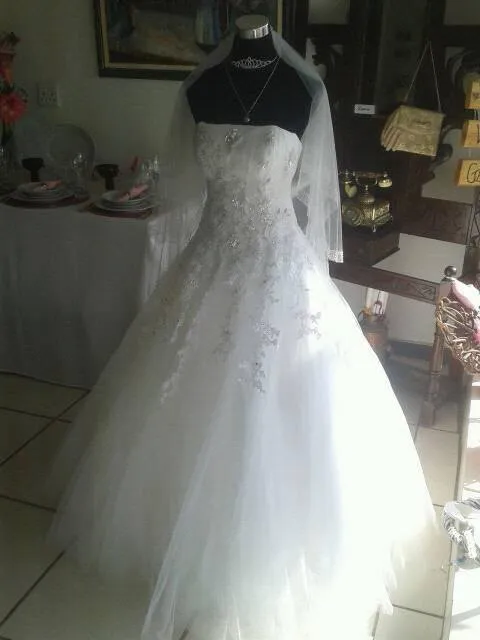 KGM wedding and ball gown boutique photo 1