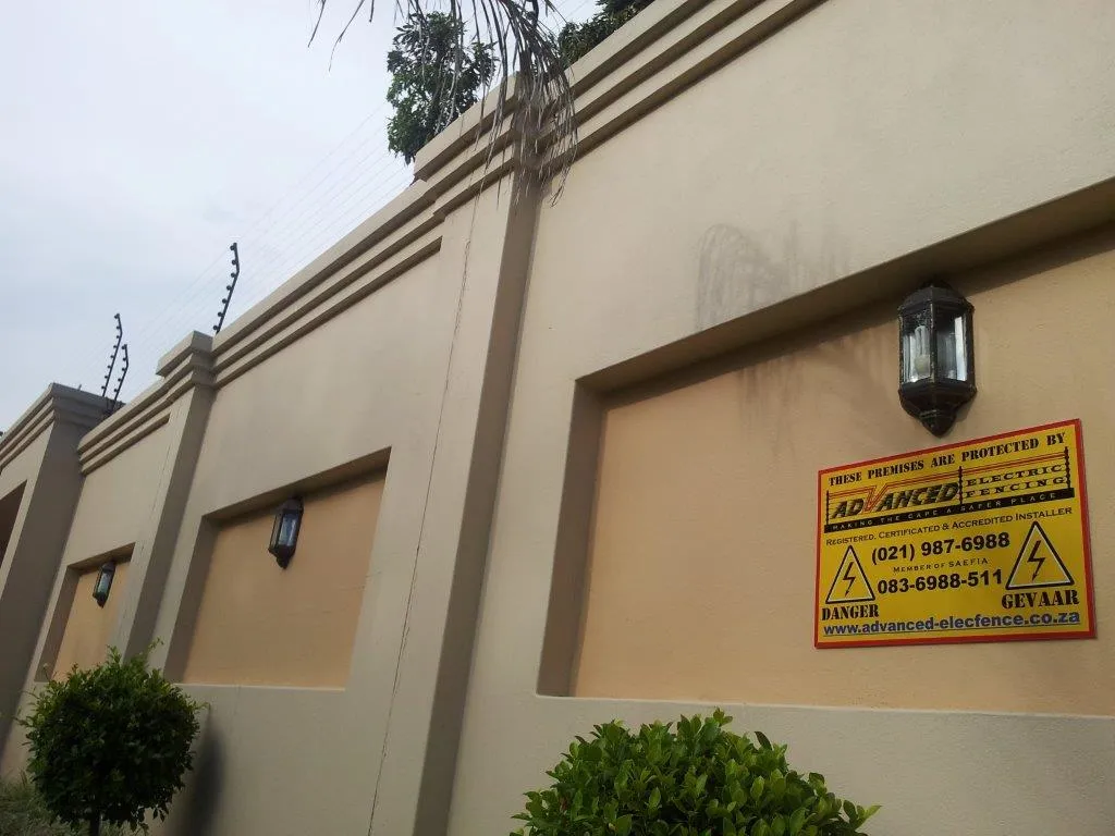 ADVANCED ELECTRIC FENCING photo 2