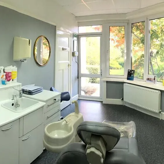 Highfield Dental & Facial Clinic photo 2