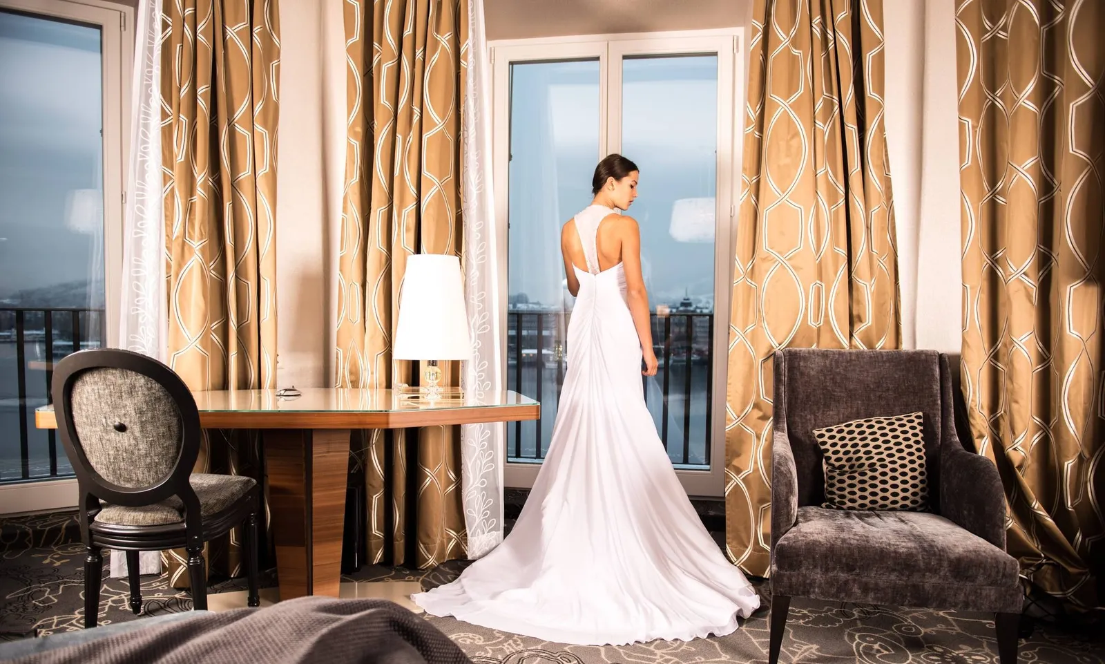 Suzy Couture | Bridal & Evening Wear Boutique photo 2