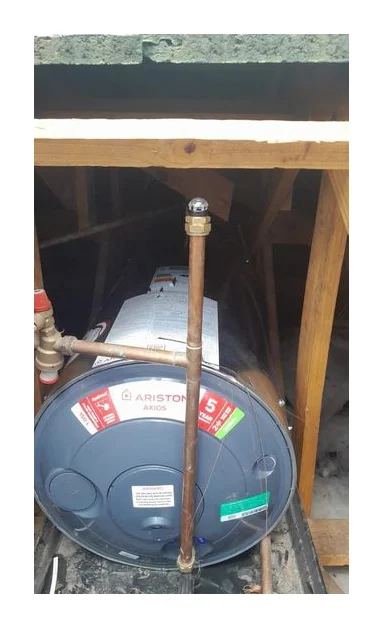 Faerie Glen Plumbers logo
